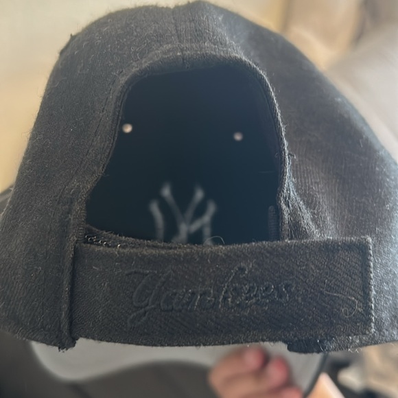 Yankees Adjustable cap - Picture 2 of 5